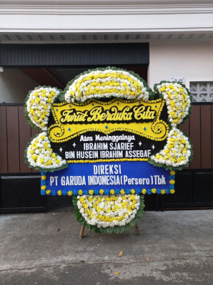 Papan Bunga Duka di Serasan